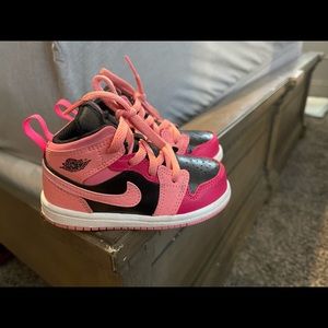 Jordan Toddler Jordan 1 Mid TD 640735 662 Coral Chalk - Size 7C